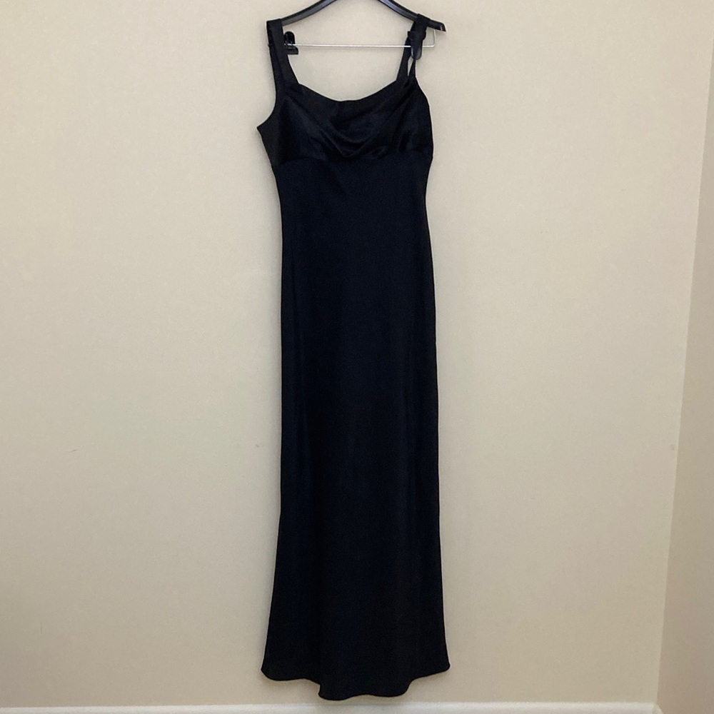 ASPEED | Empire Waist Long Black Dress